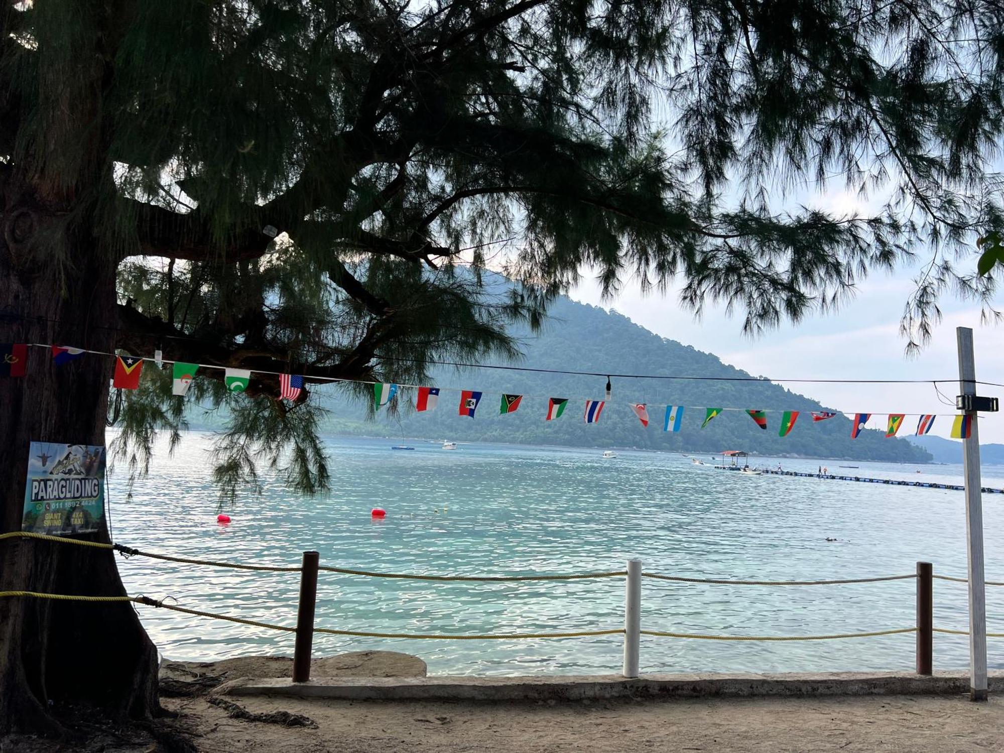 Mama'S Chalet Pulau Perhentian Besar Kampong Pasir Hantu Eksteriør billede